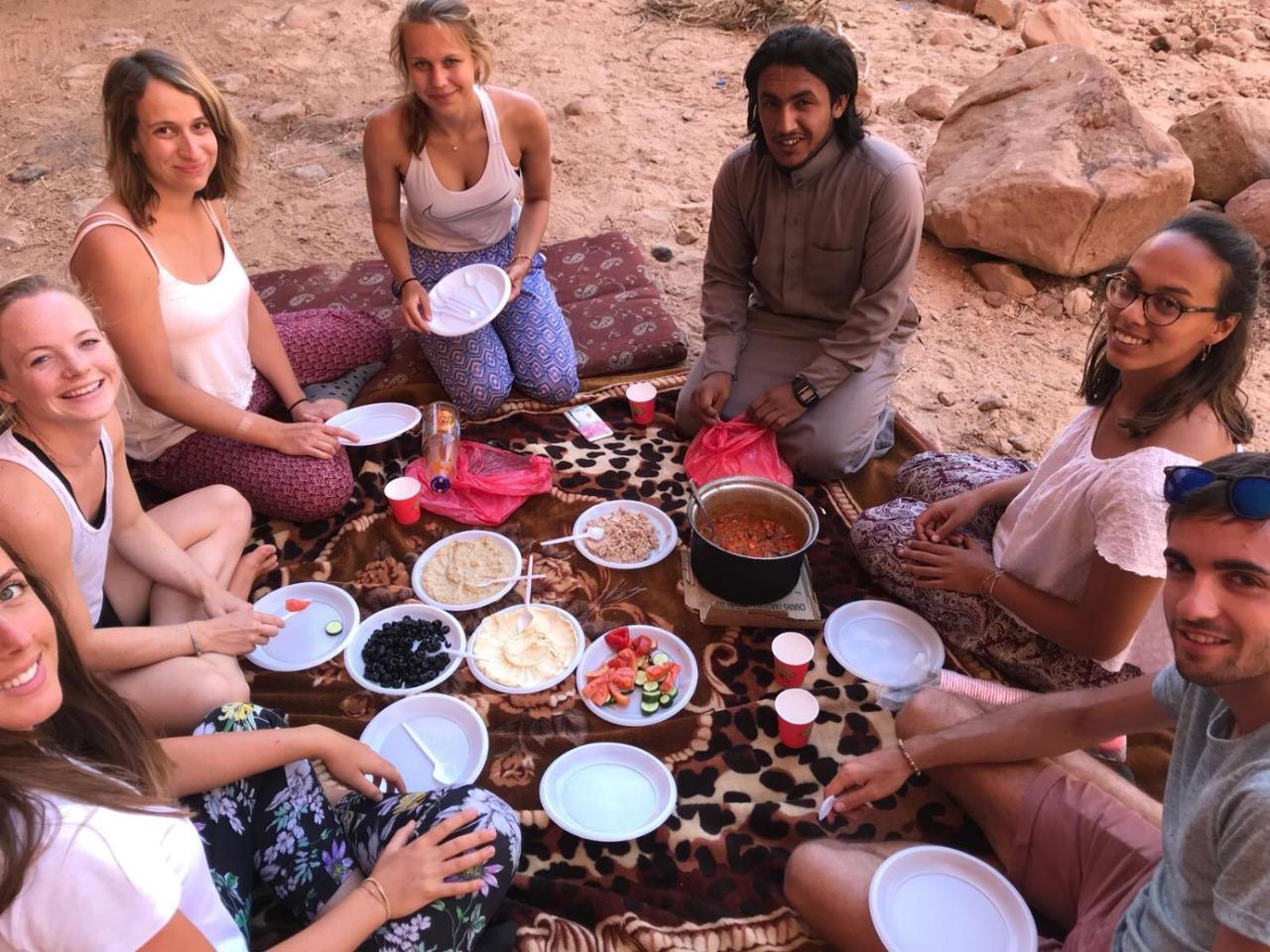 Desert Sunset & Tour Hotell Wadi Rum Eksteriør bilde